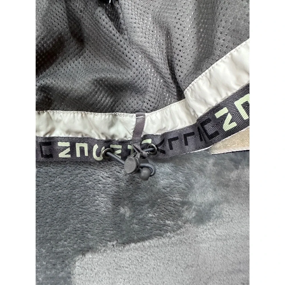 Helly Hansen Mens Medium Full Zip Lightweight Windbreaker Jacket Gray RN 73983